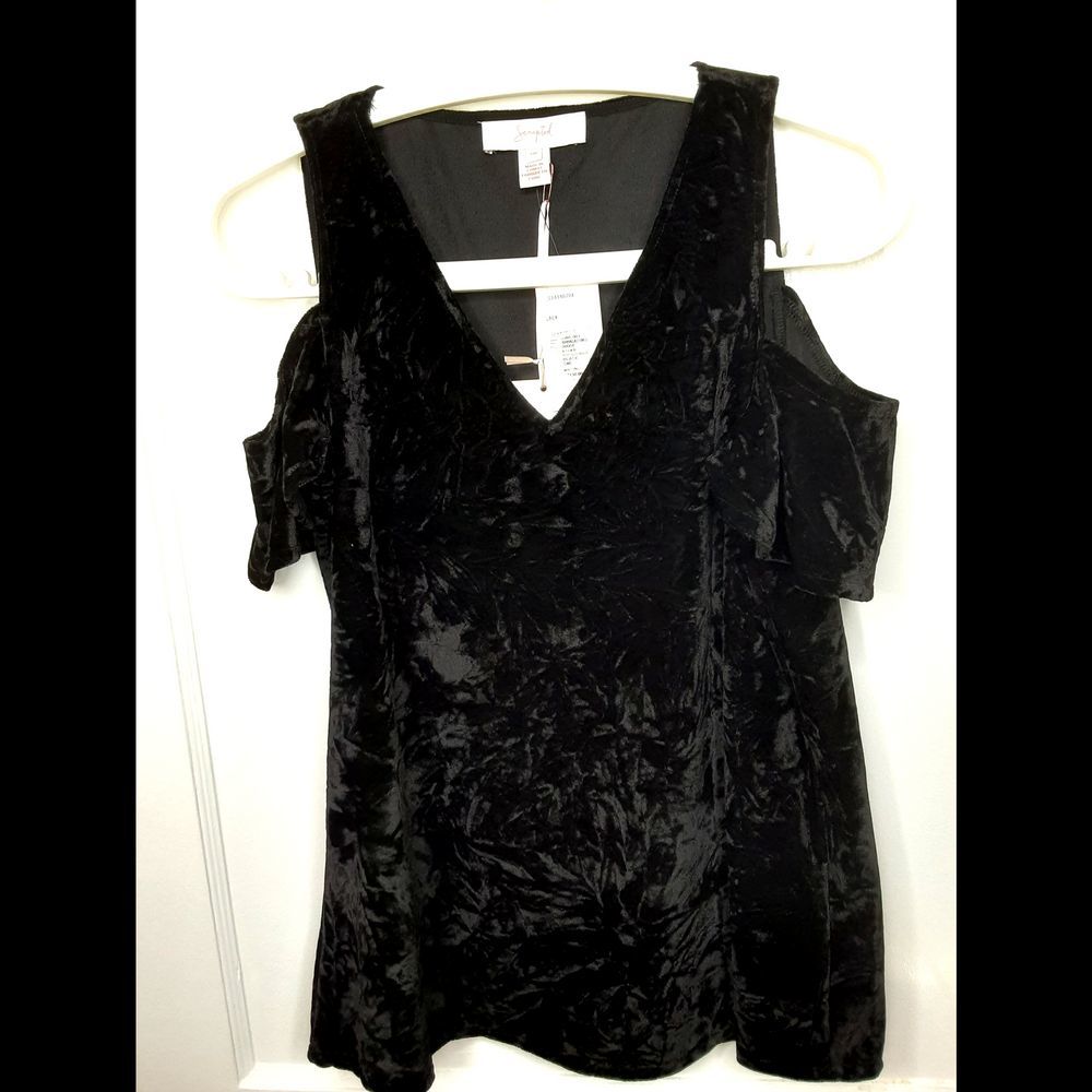 Scripted Black Velvet Open Shoulder Top-S - Picture 2 of 4